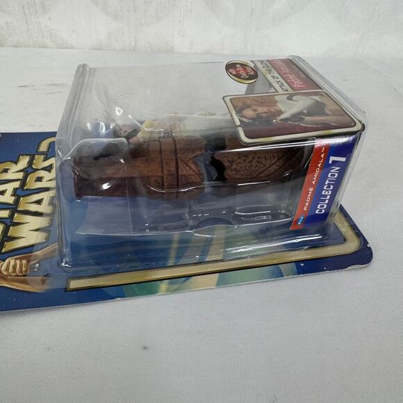 Star Wars Attack Of The Clones Padme Amidala Arena Escape 3.75 Action Figure - Picture 4 of 5